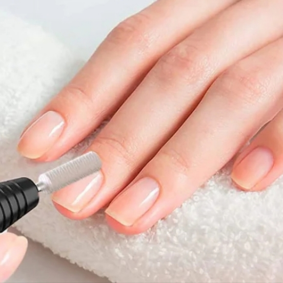 12 Nail drill bits - Picture 4 of 7